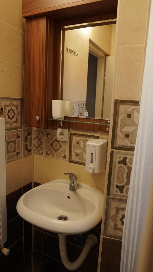 Casablanca Hotel Nis Exterior photo